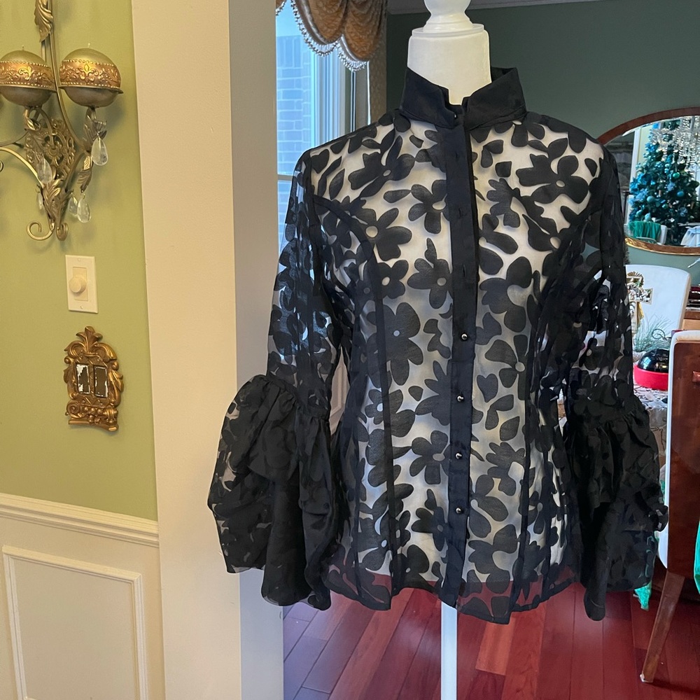 Top a new without tags size small beautiful design